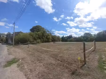 vente terrain 570 m² à mereville (91660)  70 000 €