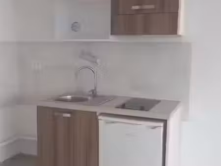 location appartement 1 pièce 33 m² à aix-en-provence (13090)  554 €