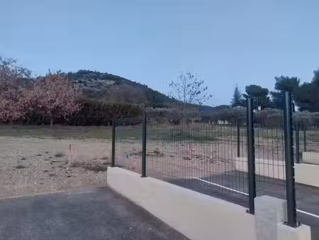 vente terrain 501 m² à merindol (84360)  180 000 €