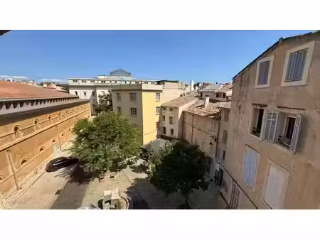 location meublée appartement 2 pièces 29.72 m² à aix-en-provence (13090)  761 €