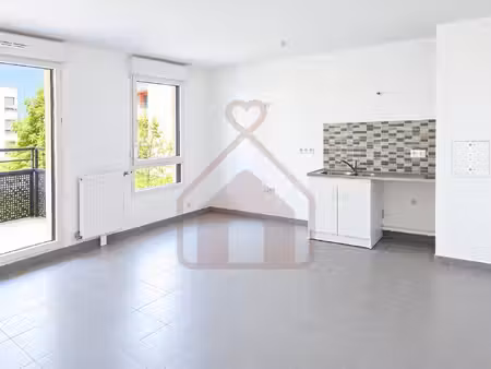 appartement 3 pièce(s) 65.02 m2 avec balcon et parking - cachan