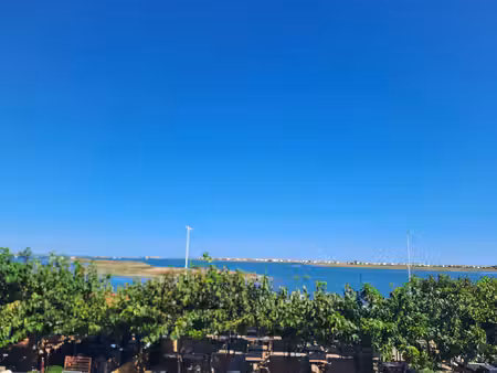 magnifique appartement vue bras de mer et chalet !