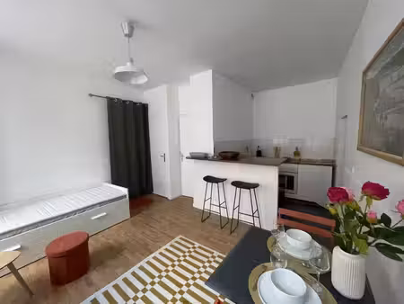 studio meuble