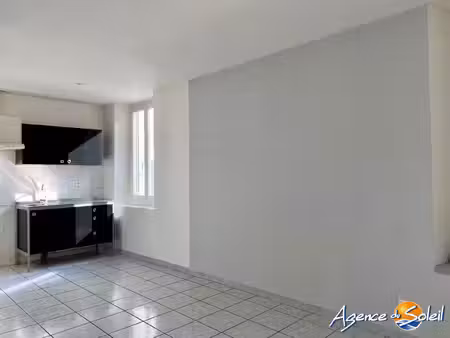 immeuble composé de deux appartements
