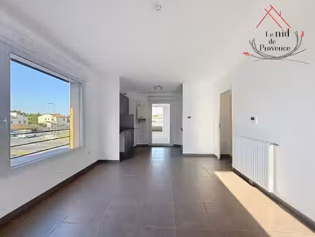 appartement t3 lumineux avec terrasse et garage