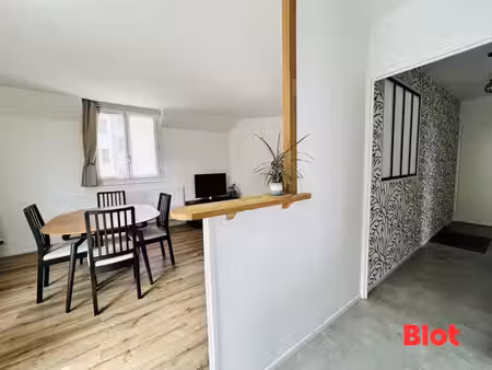 appartement t3 rénové 68 m² saint-malo centre dernier étage 2 chambres parking