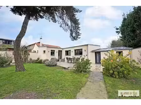 quartier galvents-corby - maison de plain-pied de 162 m² sur terrain 610 m² - séjour de 70