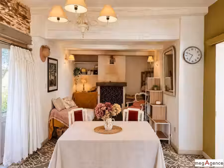 maison cévenole de plain-pied avec terrasse et vue dégagée