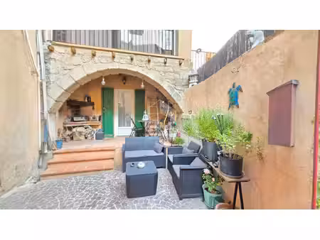 maison poétique à vendre à saint mitre les remparts  havre de paix ensoleillé