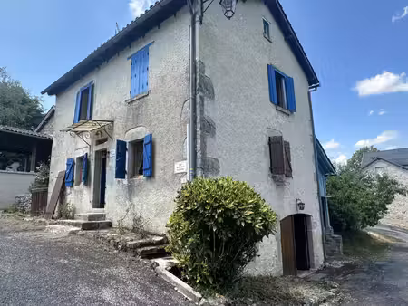 charmante maison traditionnelle en pierre 74 m2 sousceyr
