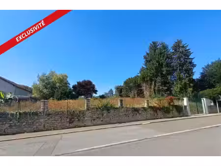 grand terrain clos constructible