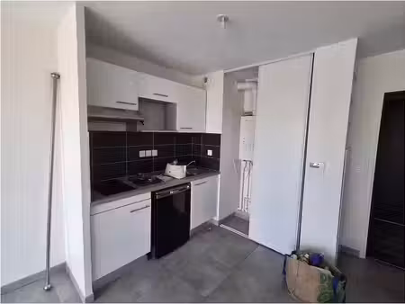 location appartement 2 pièces 44 m² à frouzins (31270)
