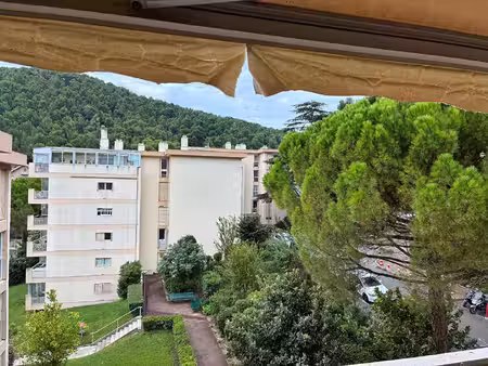 location appartement 5 pièces 86 m² à marseille 9 (13009)