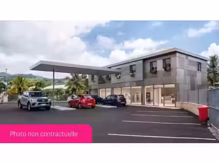 vente commerce 1457 m² saint-benoît (97470)