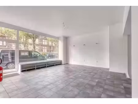 quartier baviere - rez-de-chaussee +- 125 m² renové