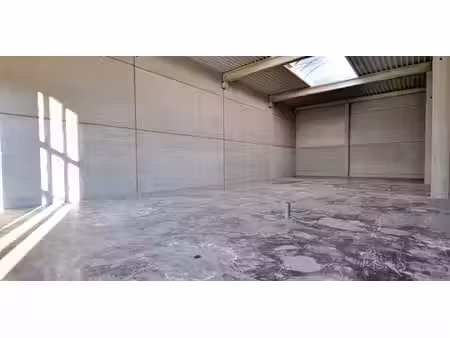 entrepôt à louer à renaix pour € 1.100
