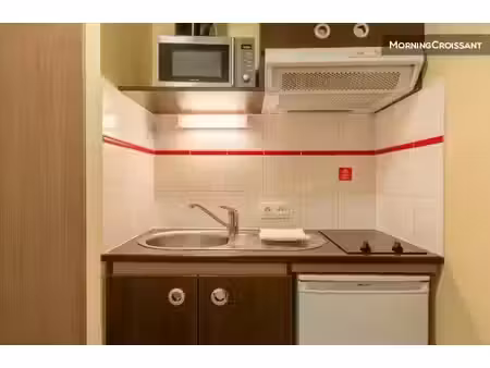 location meublée appartement 1 pièce 20 m² à magny-les-hameaux (78114)  680 €