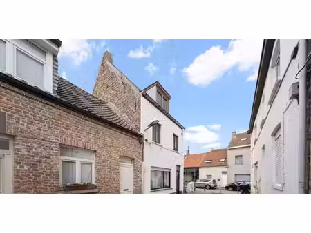 maison de maître à vendre à heist pour € 230.000 avec 3 chambres à coucher