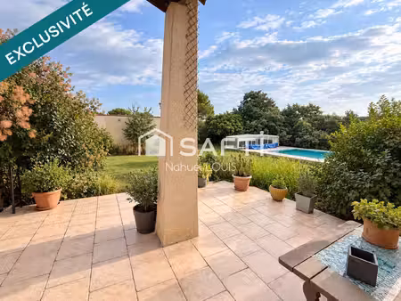 maison – 300 m² – terrain 4 336 m² – piscine