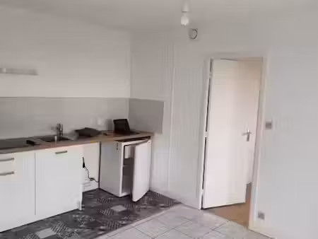 location appartement 2 pièces 29.49 m² à brest (29200)  485 €