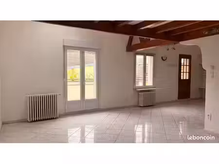 maison individuelle 80m2 (tres bien isolee)