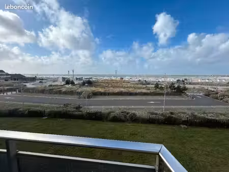 appartement meuble/plage/mer/parking