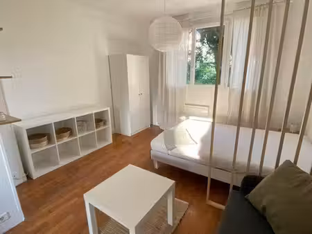 studio meublé