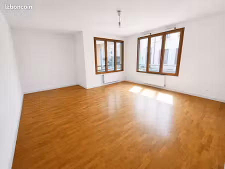 appartement 3 pièces 70 m²