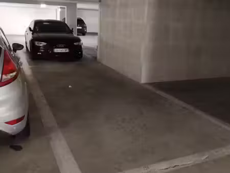 parking souterrain lyon tram jet d'eau et rue de l'épargne
