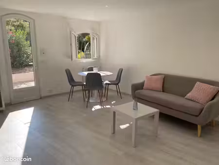 rez-de-jardin de 57 m² dans villa  chemin saint julien à biot