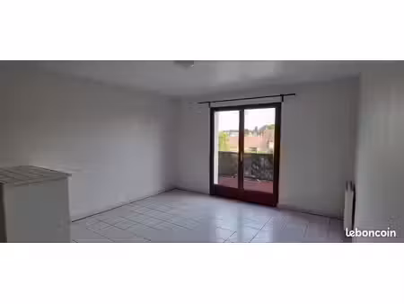 studio 27m2 ste geneviève des bois
