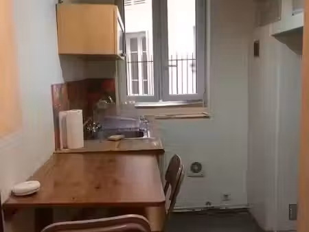location meublée appartement 1 pièce 12 m² à paris 15ème (75015)  660 €