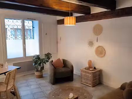 cabinet 40 m² meublé – martigues centre – rdc – salle d'attente – 800