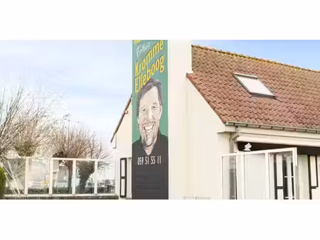 bien commercial à vendre à leffinge pour € 550.000 avec 3 chambres à coucher