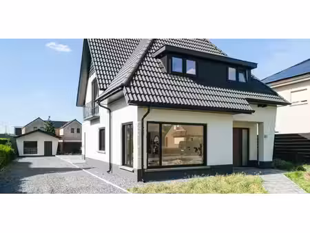 sous option - maison à vendre à neerpelt avec 3 chambres à coucher