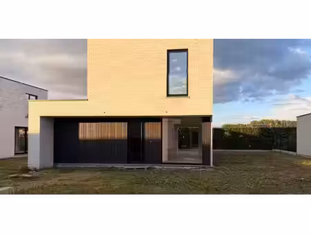 sous option - maison à vendre à bavegem avec 3 chambres à coucher