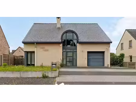 sous option - maison à vendre à beringen avec 3 chambres à coucher
