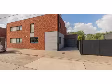 sous option - maison à vendre à ruisbroek avec 3 chambres à coucher