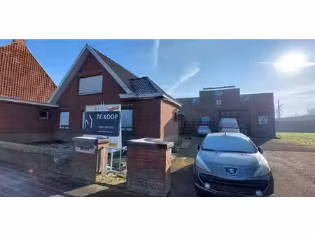 bâtiment d’entreprise à vendre à marke pour € 520.000