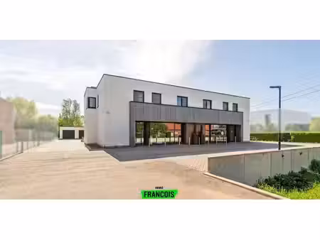 bâtiment commercial à vendre à eernegem pour € 550.000