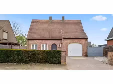 sous option - maison à vendre à putte avec 4 chambres à coucher