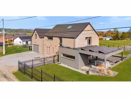 sous option - maison à vendre à baillonville avec 5 chambres à coucher