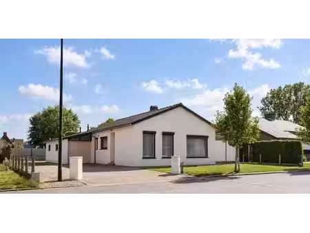 bungalow à vendre à astene pour € 349.000 avec 2 chambres à coucher