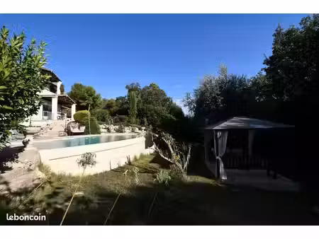 propriété en viager 5 pièces 130 m²