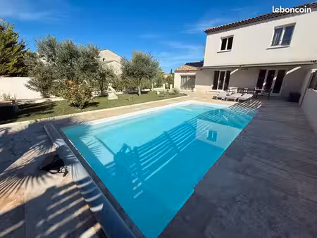 villa contemporaine 130m2 hab sur 1300m2 de terrain aix en provence
