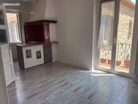 appartement 3 pièces 32 m²