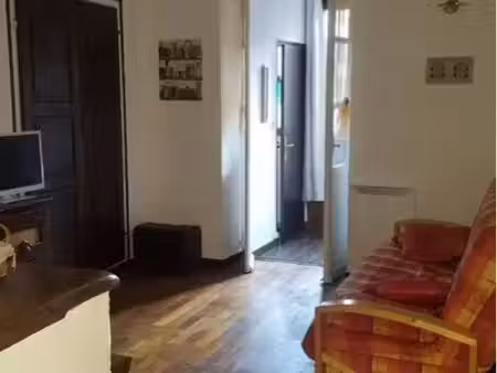 à louer appartement à isola village