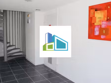 bureaux 131 m² gémenos
