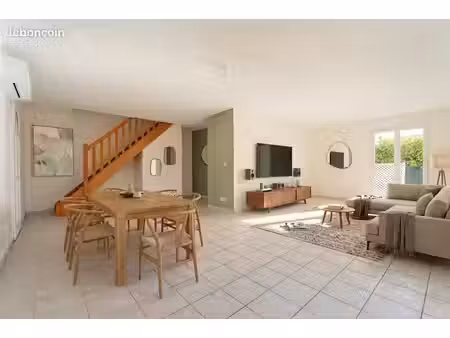 maison 5 pièces 102 m²
