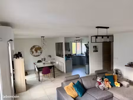 appartement 4 pièces de 94 m² avec jardin privatif  garage et entrée indépendante – brigna